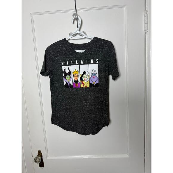 Disney Villains Dark Gray V-neck Graphic T-shirt Small Short Sleeve Boxy - Picture 1 of 6